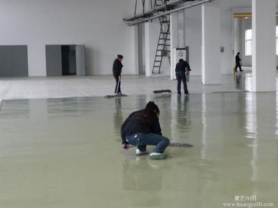 頂天保潔公司 專業(yè)清除頑固污跡，守護(hù)建筑清潔之美